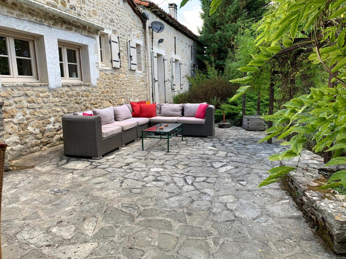 Uniquely Private Holiday Villa In The Charente Puyreaux ภายนอก รูปภาพ