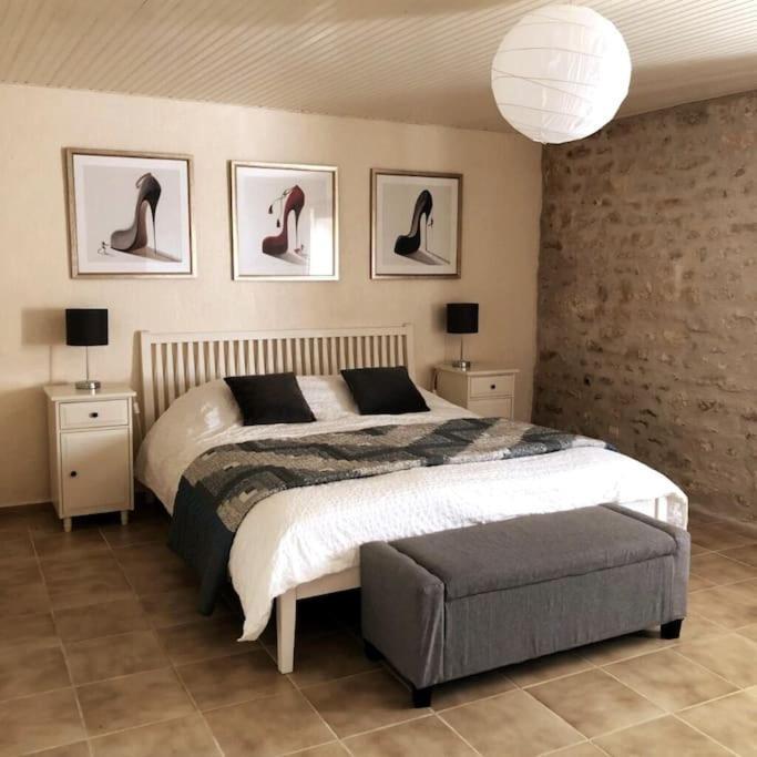 Uniquely Private Holiday Villa In The Charente Puyreaux ภายนอก รูปภาพ