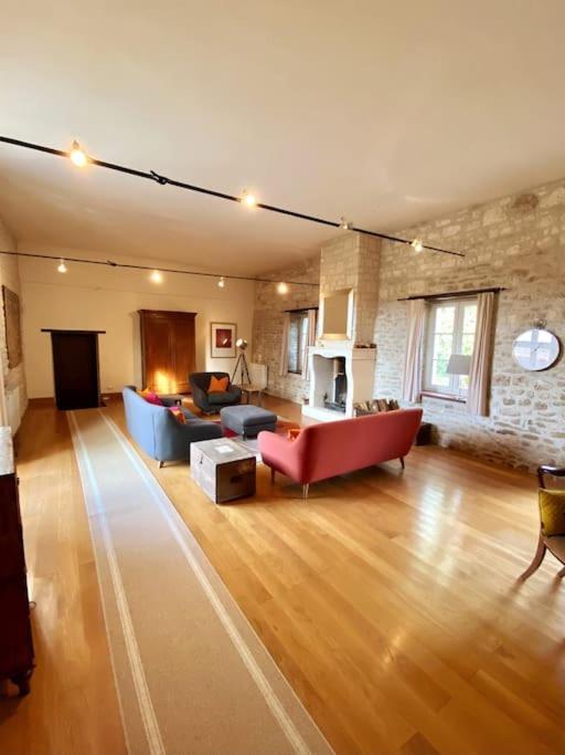 Uniquely Private Holiday Villa In The Charente Puyreaux ภายนอก รูปภาพ